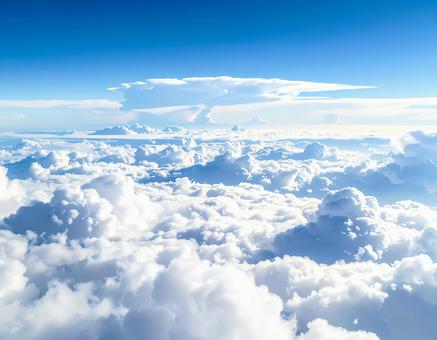 飛行機の窓から見える雲海 飛行機の窓から見える雲海の写真