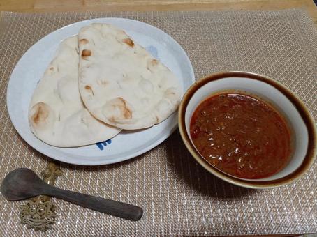 キーマカレーとナン キーマカレーとナン キーマカレーとナン,キーマカレー,ナンの写真素材