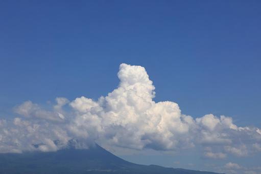 大山と入道雲 1 大山と入道雲 1 自然,背景,テクスチャの写真素材