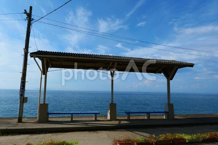 下灘駅より瀬戸内海を望む 下灘駅,予讃線,瀬戸内海の写真素材