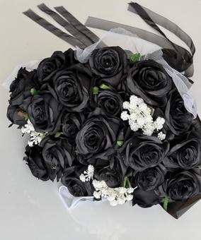 黒いバラの花束 アップ 黒いバラの花束 アップ ブラックローズ,花束,アップの写真素材