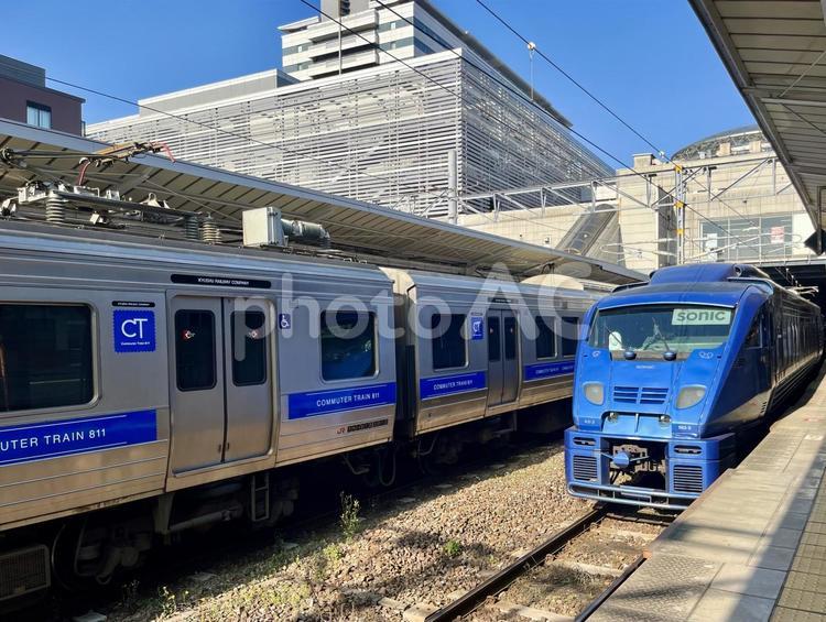 小倉駅の電車 駅,小倉駅,811系の写真素材