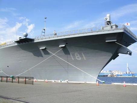 護衛艦ひゅうが キャットウォークが見える 護衛艦ひゅうが キャットウォークが見えるの写真