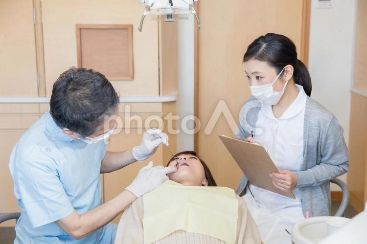 歯医者と歯科衛生士 歯科検診,検査,検診の写真素材