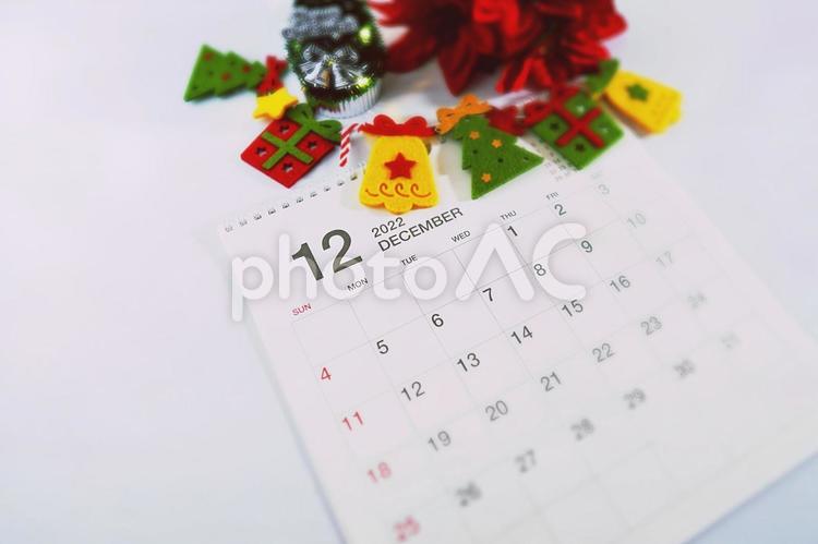 2022年12月カレンダーと小物２ 2022年,2022,12月の写真素材
