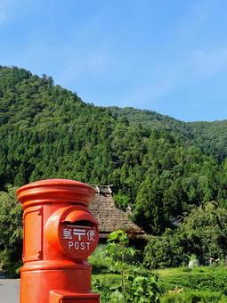 里山のポスト ポスト,美山,里山の写真素材