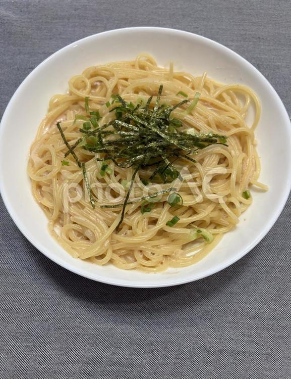 たらこクリームパスタ(縦) たらこクリームパスタ,パスタ,スパゲッティの写真素材