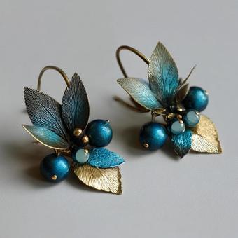 かっこいいピアス かっこいいピアスの写真