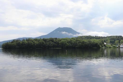 阿寒湖 雄阿寒岳 阿寒湖 雄阿寒岳の写真