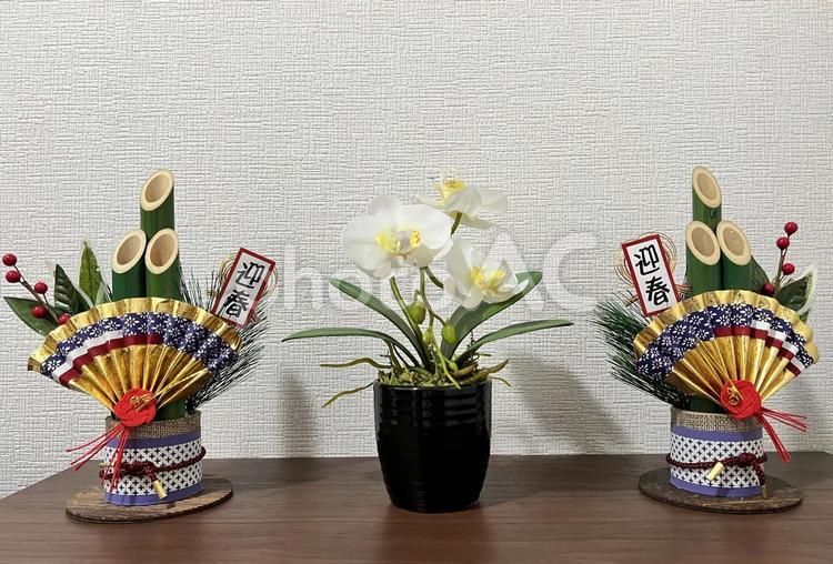 門松とシクラメン 縁起物,お正月,門松の写真素材