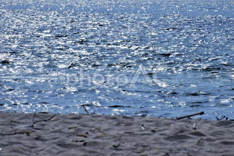 砂浜と海 海,砂浜,波の写真素材