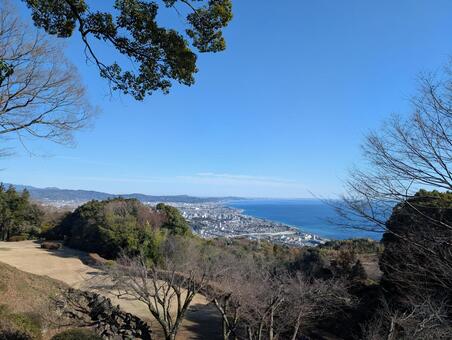 石垣山一夜城からの小田原と相模湾の眺望 小田原,景色,眺望の写真素材