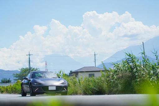 青空とスポーツカー 青空とスポーツカー スポーツカー,自動車,車の写真素材