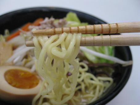 ラーメン 麺類 ラーメン 麺類の写真