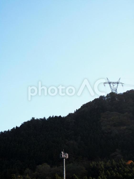 鉄塔がある風景 鉄塔,送電線,電線の写真素材