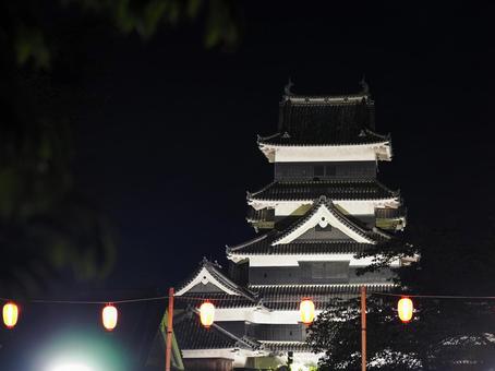 旧盆の国宝松本城 旧盆の国宝松本城の写真
