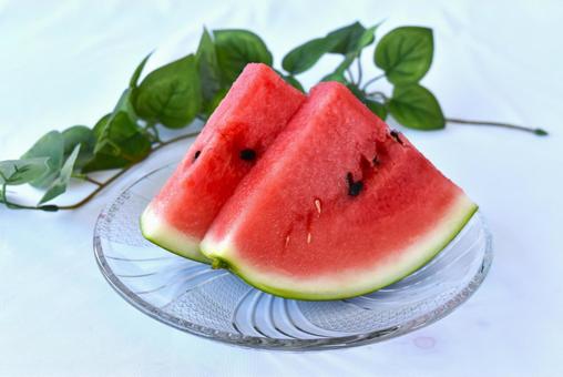すいかガラス皿盛り すいかガラス皿盛り すいか,スイカ,夏の果物の写真素材