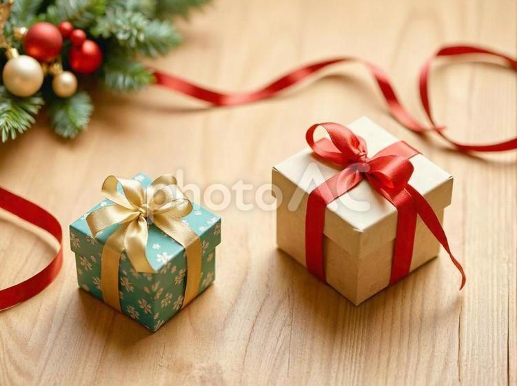 リボンのついた小さいギフトボックス プレゼント,クリスマス,箱の写真素材