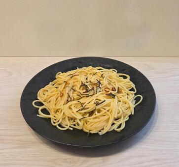 ペペロンチーノ ペペロンチーノ,パスタ,アーリオ・オーリオ・エ・ペペロの写真素材