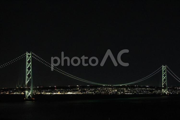ライトアップされる明石海峡大橋 明石海峡大橋,明石,淡路島の写真素材