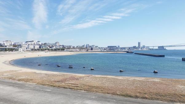 大蔵海岸から見た明石海峡大橋と淡路島 海,神戸市垂水区,大蔵海岸の写真素材
