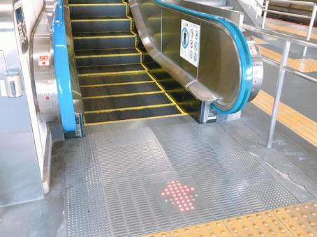 エスカレーター エスカレーター エスカレーター,昇降装置,のぼるの写真素材