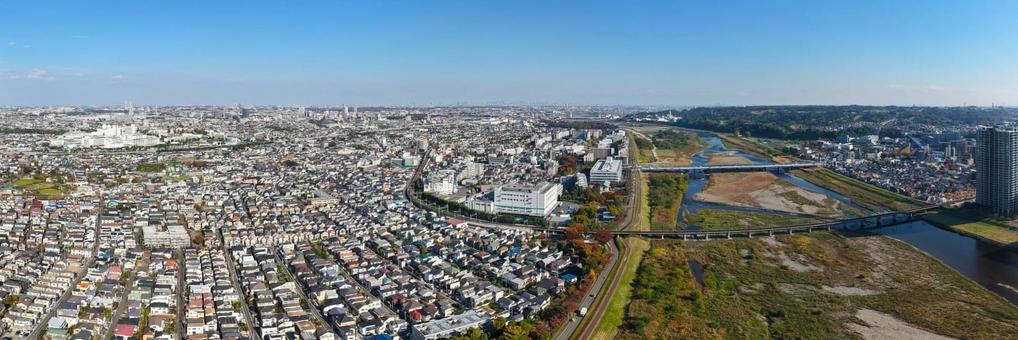 府中市の街並みと多摩川河川敷 都市風景,街並み,市街地の写真素材