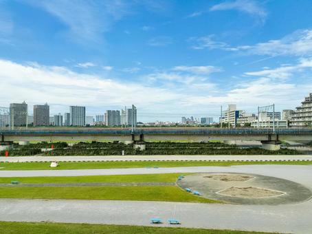 多摩川緑地公園 京急線の車窓から 多摩川緑地公園 京急線の車窓からの写真