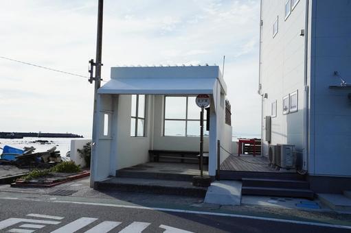 神奈川 真名瀬バス停7 真名瀬バス停,海の見えるバス停,エモいバス停の写真素材