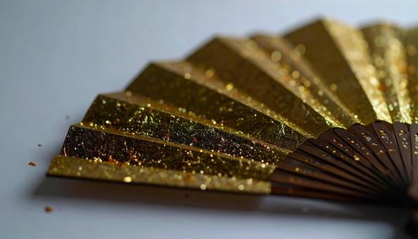 金色の扇 金色の扇の写真