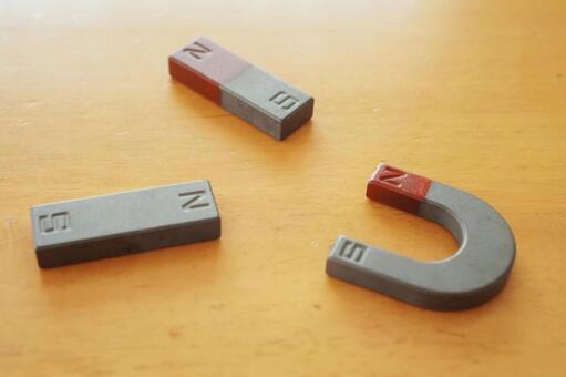 磁石 磁石,n極,s極の写真素材