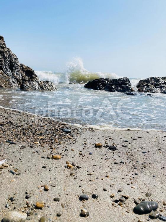 ざぶーんと波しぶき 波,海岸,砂浜の写真素材