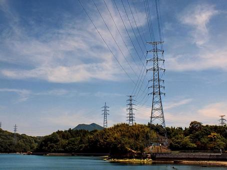 送電線 送電線,鉄塔,発電所の写真素材