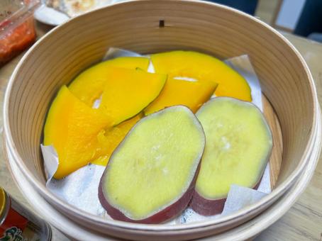 蒸し野菜 蒸し野菜 蒸し野菜,かぼちゃ,サツマイモの写真素材