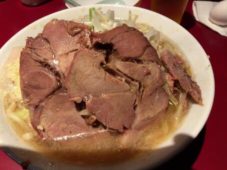 二郎系ラーメン 二郎系ラーメン,二郎系インスパイア,二郎系の写真素材