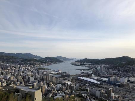 長崎市街を見下ろす稲佐山からの眺め 長崎市街を見下ろす稲佐山からの眺め 稲佐山,長崎,眺望の写真素材
