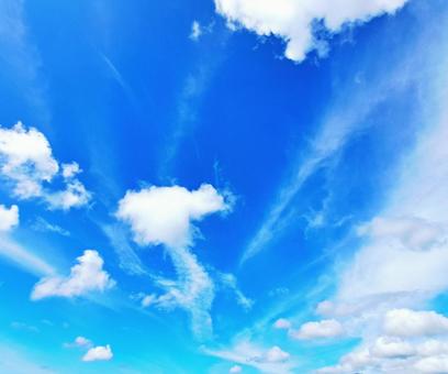グラデーション 広がる空の背景 グラデーション 広がる空の背景の写真