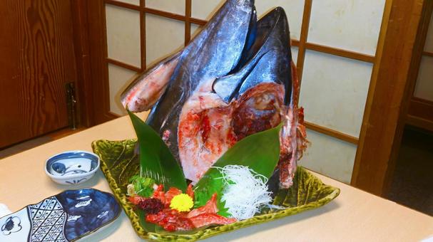 マグロの頭とお刺身 マグロ,お刺身,お造りの写真素材