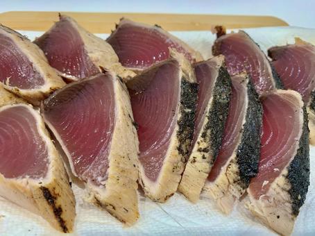 炭火焼き かつおのたたき1 炭火焼き かつおのたたき1 かつお,魚,さしみの写真素材