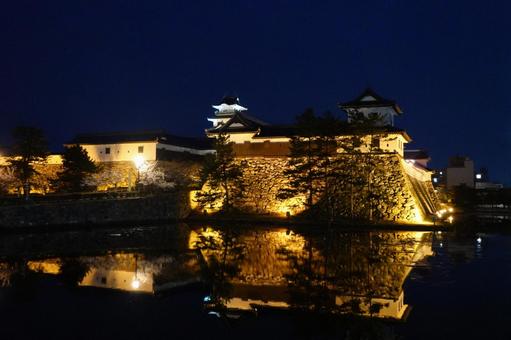 夜に輝く今治城 今治城,愛媛県,今治の写真素材