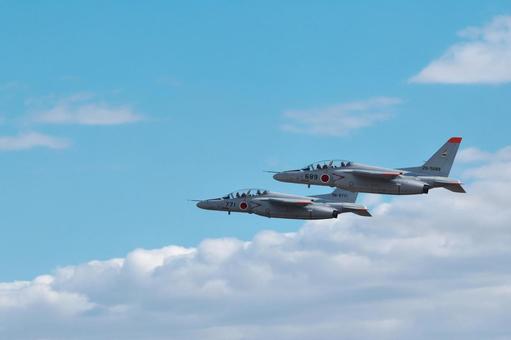 入間航空祭　T-4練習機　展示飛行 入間基地,航空祭,航空自衛隊の写真素材