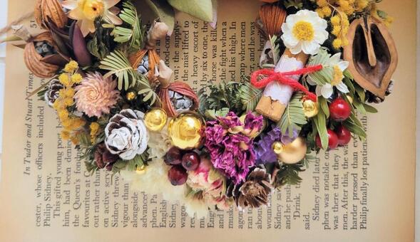 自然素材で作られたナチュラルリース ボタニカル,クリスマス,装飾の写真素材