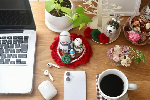 デスクワーク　１２月イメージ パソコン,スマホ,ビジネスの写真素材