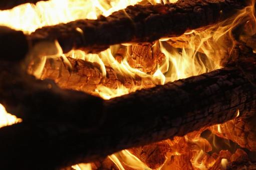 火事 火事 火,キャンプファイヤー,たき火の写真素材