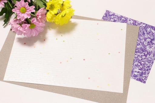 スプレー菊のある和風フレーム 1 スプレー菊のある和風フレーム 1 花,フレーム,スプレー菊の写真素材