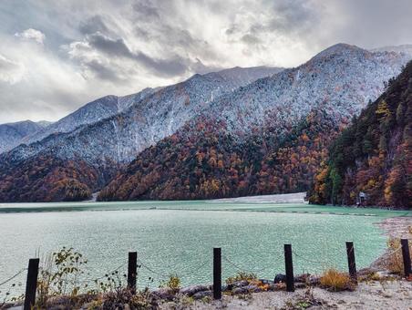 高瀬渓谷 山,渓谷,河の写真素材