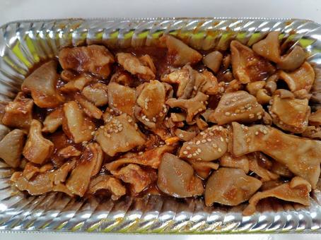 豚ホルモンスタミナ漬け 豚ホルモンスタミナ漬け,豚ホルモン,スタミナ漬けの写真素材