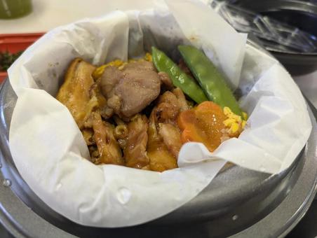 鶏釜めし 鶏釜めしの写真