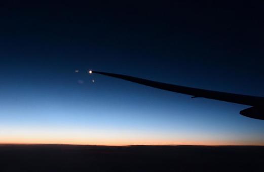 飛行機からの朝焼け 飛行機からの朝焼けの写真