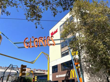 グロリエス・ショッピングセンター グロリエス・ショッピングセンター バルセロナ,スペイン,カタルーニャの写真素材